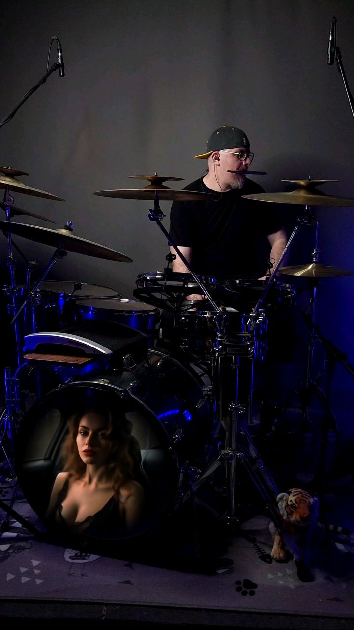 Prakshdrums в LOOKY. . 