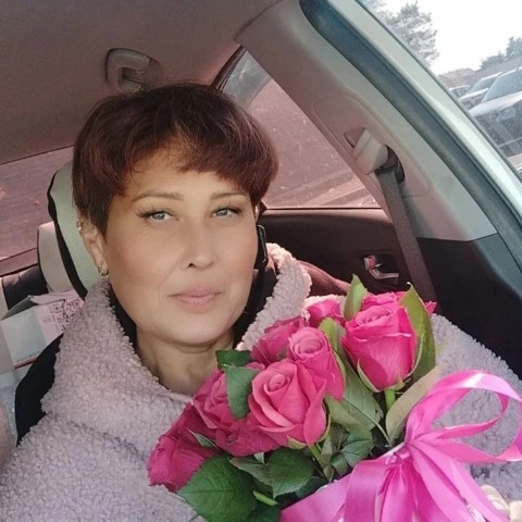 Зилёныш 86 в LOOKY. . Дарите женщинам цвет...