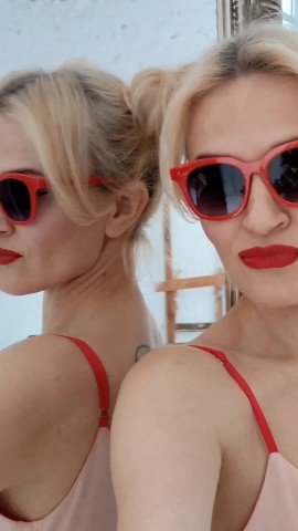 Julie в LOOKY. . Fashion Reels