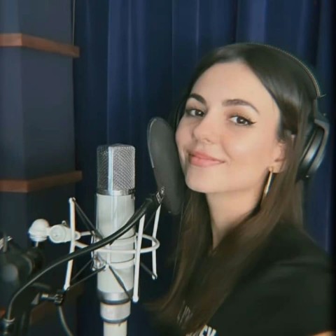 _victoriajustice_1993 в LOOKY. . Happy place 🙏☺ Exci...