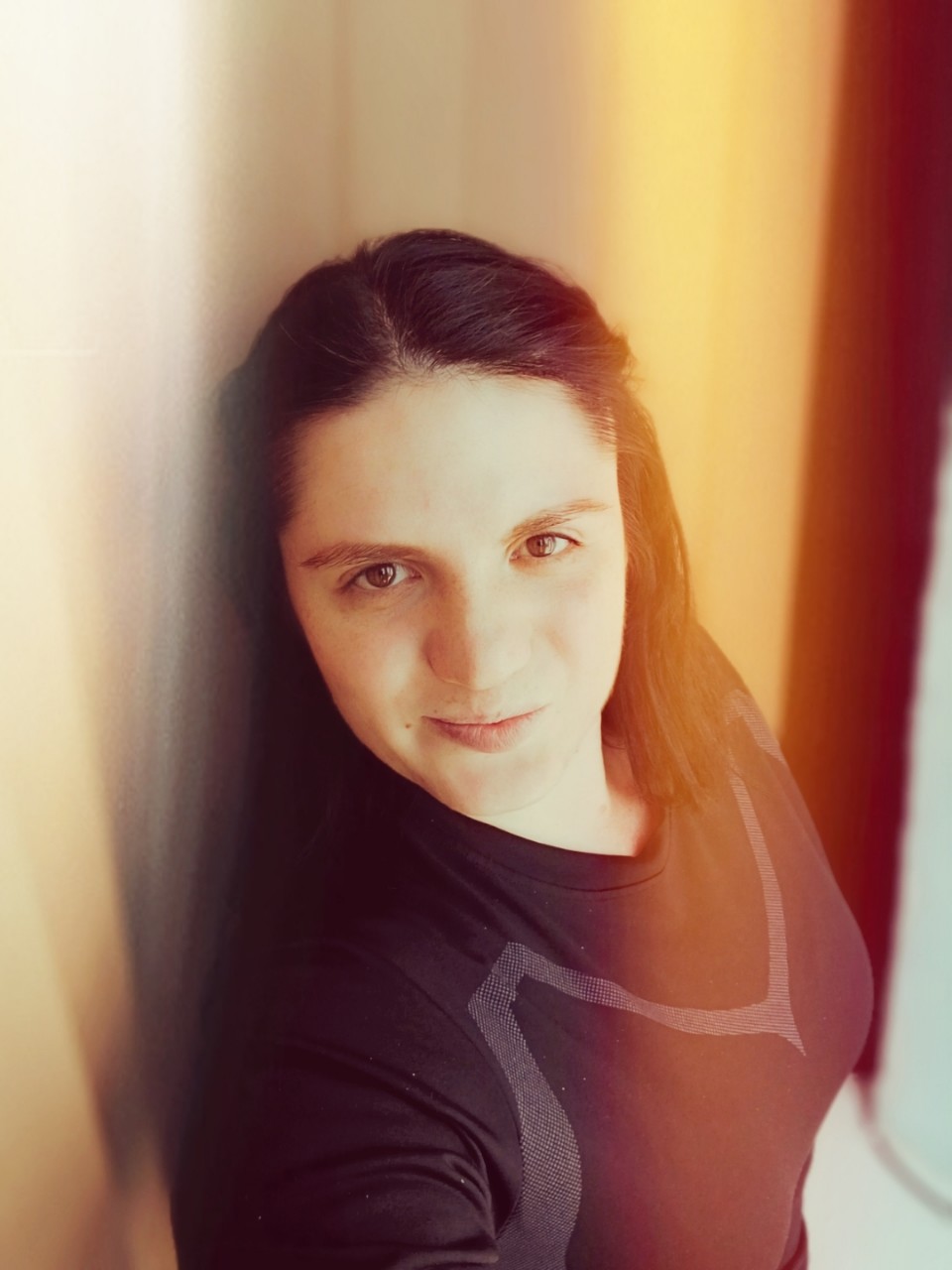 Юльчик в LOOKY — ❤️‍🔥 [#looky_нейронка ](looky_нейронка)[#looky_топ ](looky_