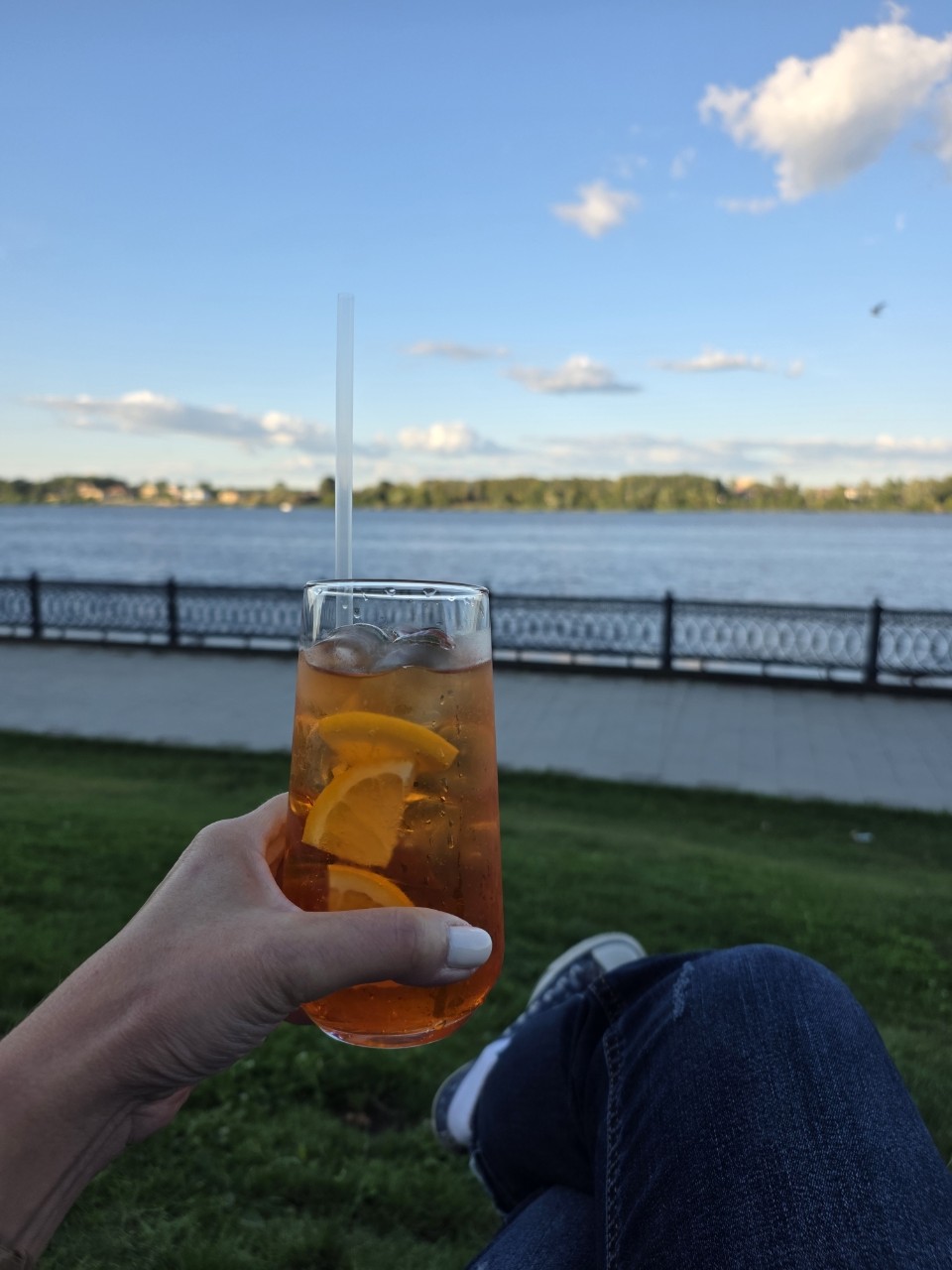 anbarinova в LOOKY. . Можно подумать, что ...