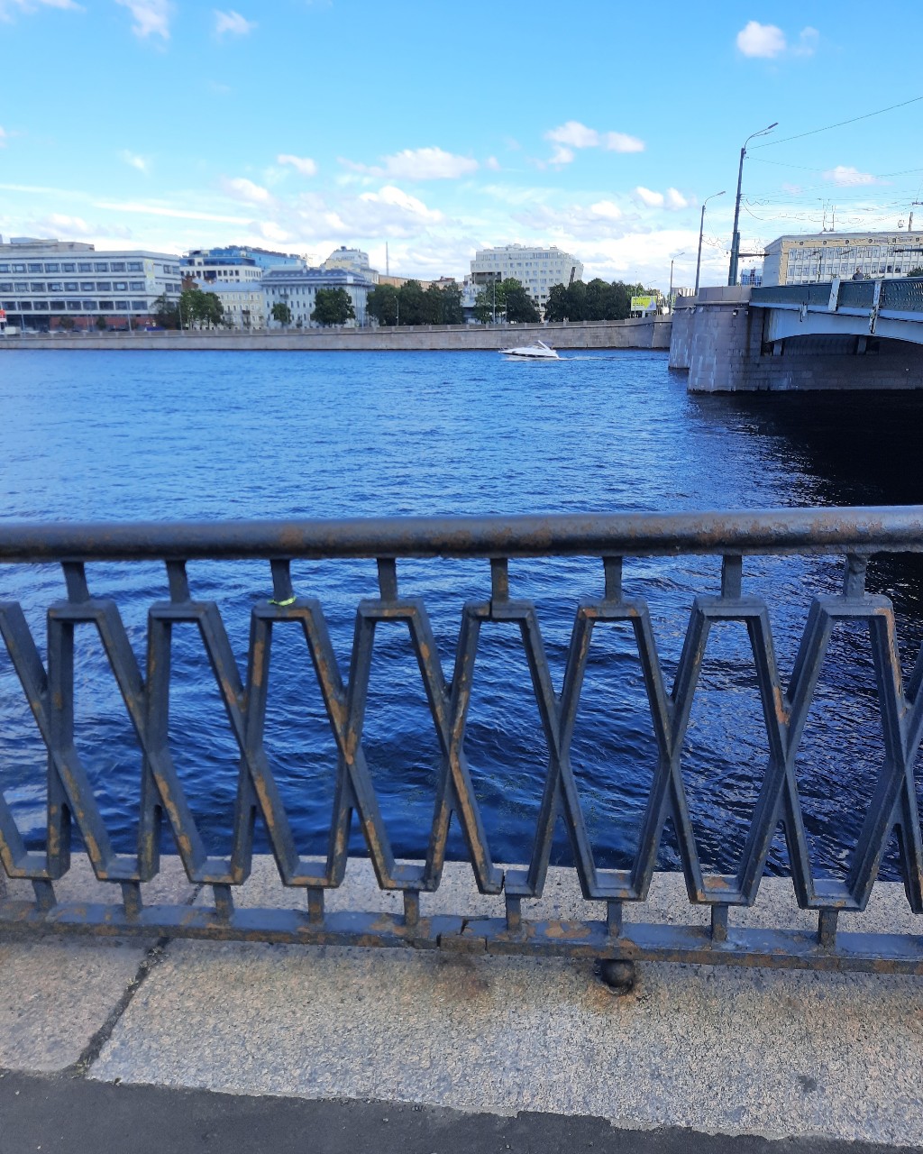 sankt-peterburg в LOOKY — [#санктпетербург](санктпетербург) [#прогулкапогороду](прогул