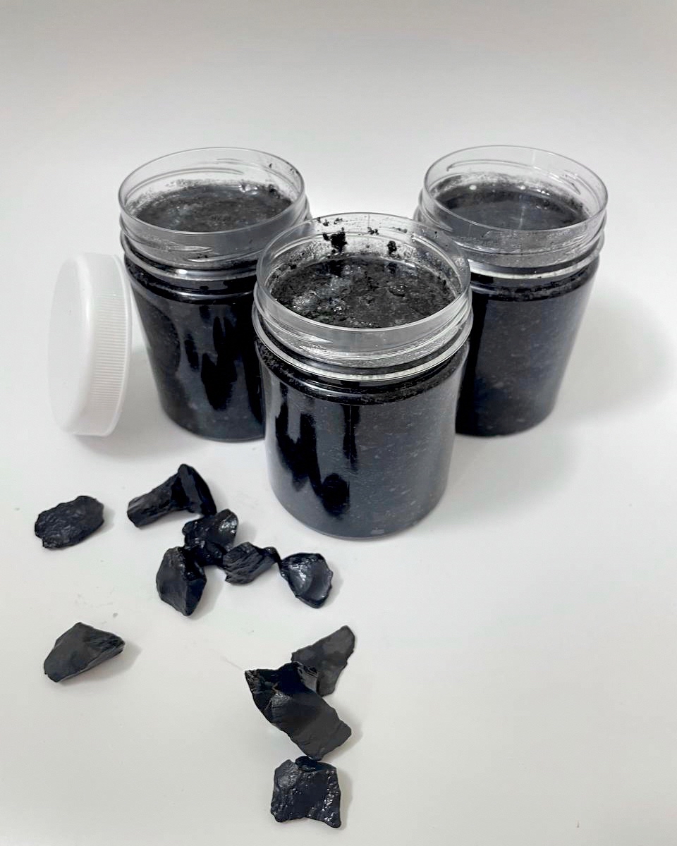 julyju_spa_desserts в LOOKY — Шунгитовый самоэмульгирующийся соляной скраб для тела с  мас