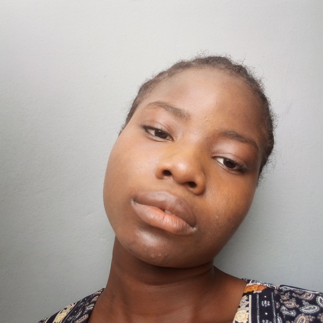 gloriadazogbo в LOOKY — Salut tout le monde