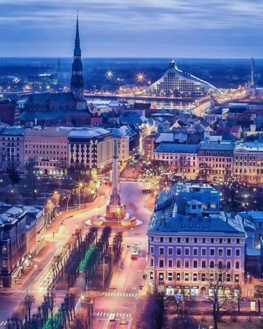 Looky_1698813254536 в LOOKY. . Город детства.