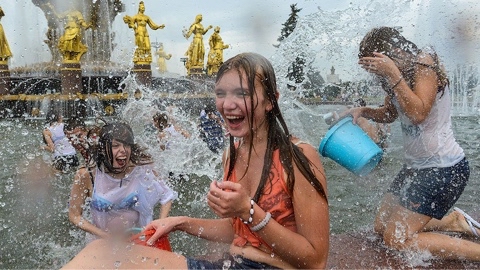 lubov__t в LOOKY. #праздник. Ах как хочется верну...