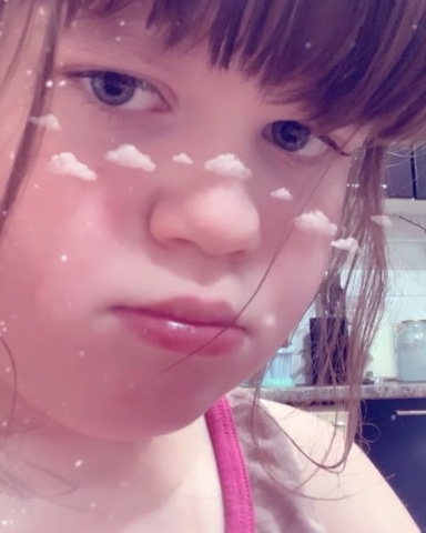 rikissq_aliss в LOOKY. . 