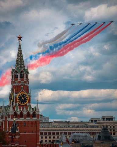sky в LOOKY. . [#9мая ](9мая)поздра...