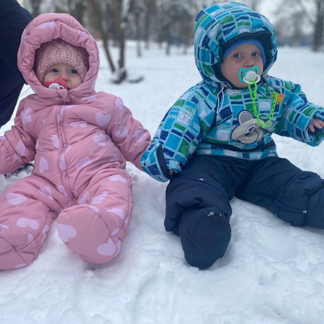 А что это я малыши карандаши??? Это наша дорогая Евуся🤗 Владюшина блиская подружка и на тот момент моя будущая крестница 💋🥰🥰🥰❤❤❤ 
На этом зимниие посты закончены 🤗🤗🤗 [#моякнопка](моякнопка) [#кресница](кресница) [#моядевчуля](моядевчуля) [#моималыши](моималыши) [#сынулик](сынулик) [#дося](дося) [#любимки](любимки) [#друзьянавеки](друзьянавеки) 