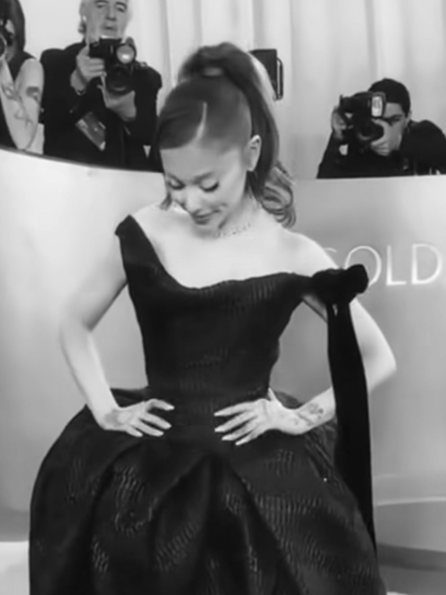 Ariana Grande в LOOKY — фото 5