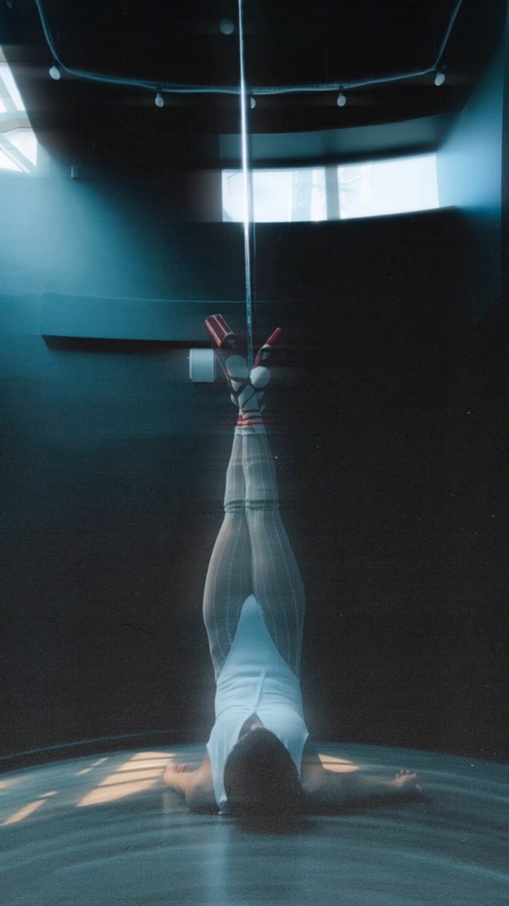 Goldova Olga in LOOKY. #exot,#pole,#dance. #exot #pole #dance