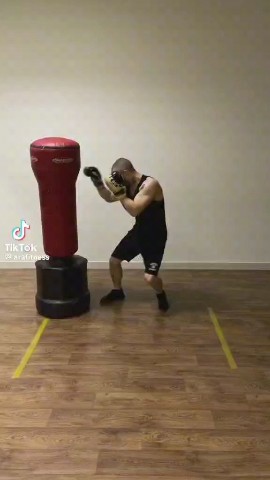 UFC в LOOKY. . 