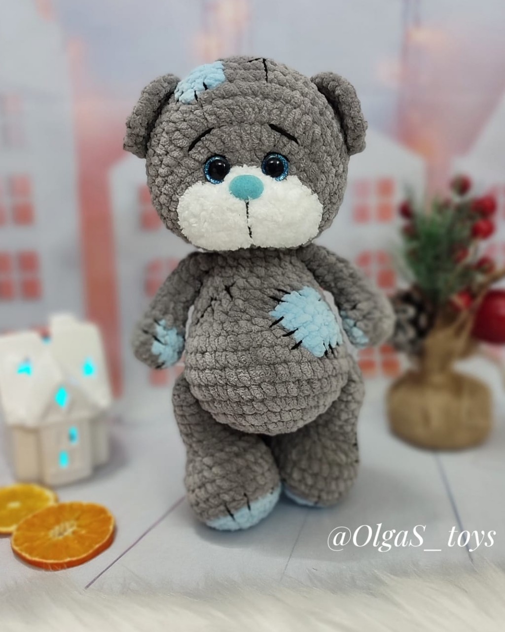 Мишка 🧸

Размер от макушки до пяточек 24 см 
🧶 Выполнен из нежнейшей плюшевой пряжи. 
👀Глазки на безопасном креплении. 
❗В наличии, готов к переезду в новый дом🏡 
❗Каждая игрушка индивидуальна и может отличаться от фото 
❗Под заказ, время ожидания 3-5 дней ❗ 
🔁 Возможен повтор в любом цвете 
💰 Цена 1900 ₽ + 🚚 доставка по всей РФ

#игрушки #зефирныеигрушки #плюшевыеигрушки #плюшки #OlgaS_toys #игрушкиручнойработы #подаркиручнойработы #амигуруми #вяжемслюбовью #amigurumi #toys #knitting #handmade #вязаныеигрушки