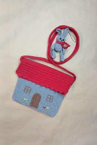 Ольга в LOOKY. #ручнаяработа,#вязание,#хендмейд,#handmade,#вяжу,#вязание,#вяжукрючком,#вязаное,#вязанаясумка,#рукоделие,#вязанаясумочка,#сумочка,#сумкаручнаяработа,#рукоделие,#сумка,#вязанаяигрушка,#вязаныйзайка,#вязаныйбрелок,#подарокручнаяработа. Домик, в котором жив...