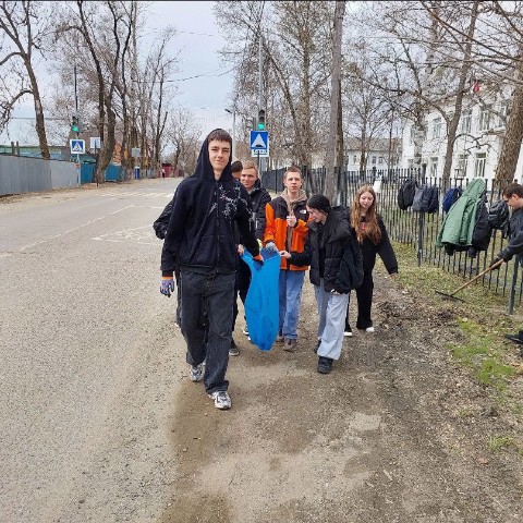 _life_ldk_official_ в LOOKY. . В МБОУ СОШ №3 прошел...