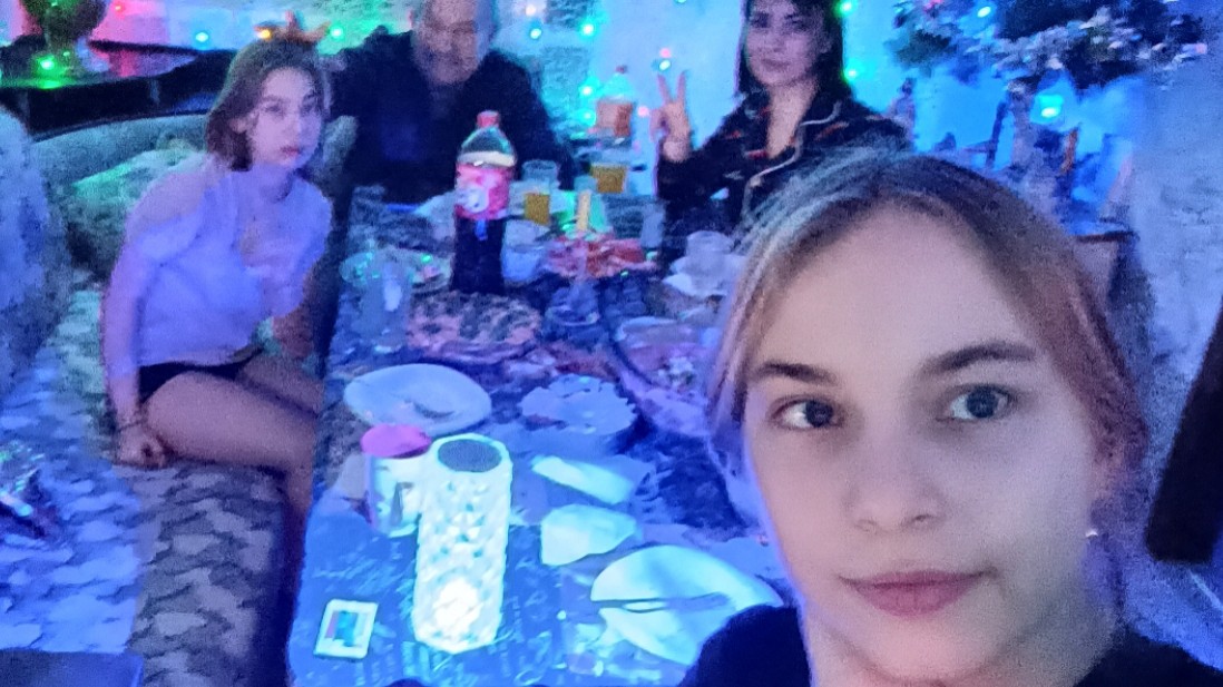 С Новым 2024 годом!🐉
Всем добра!) 