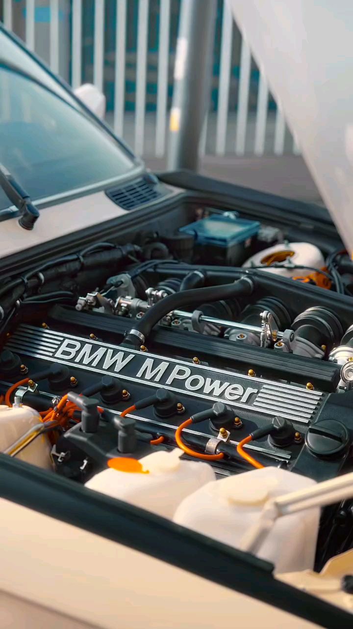 Тот самый бумер в LOOKY. #bmw,#m3. Подпишись, тут M pow...