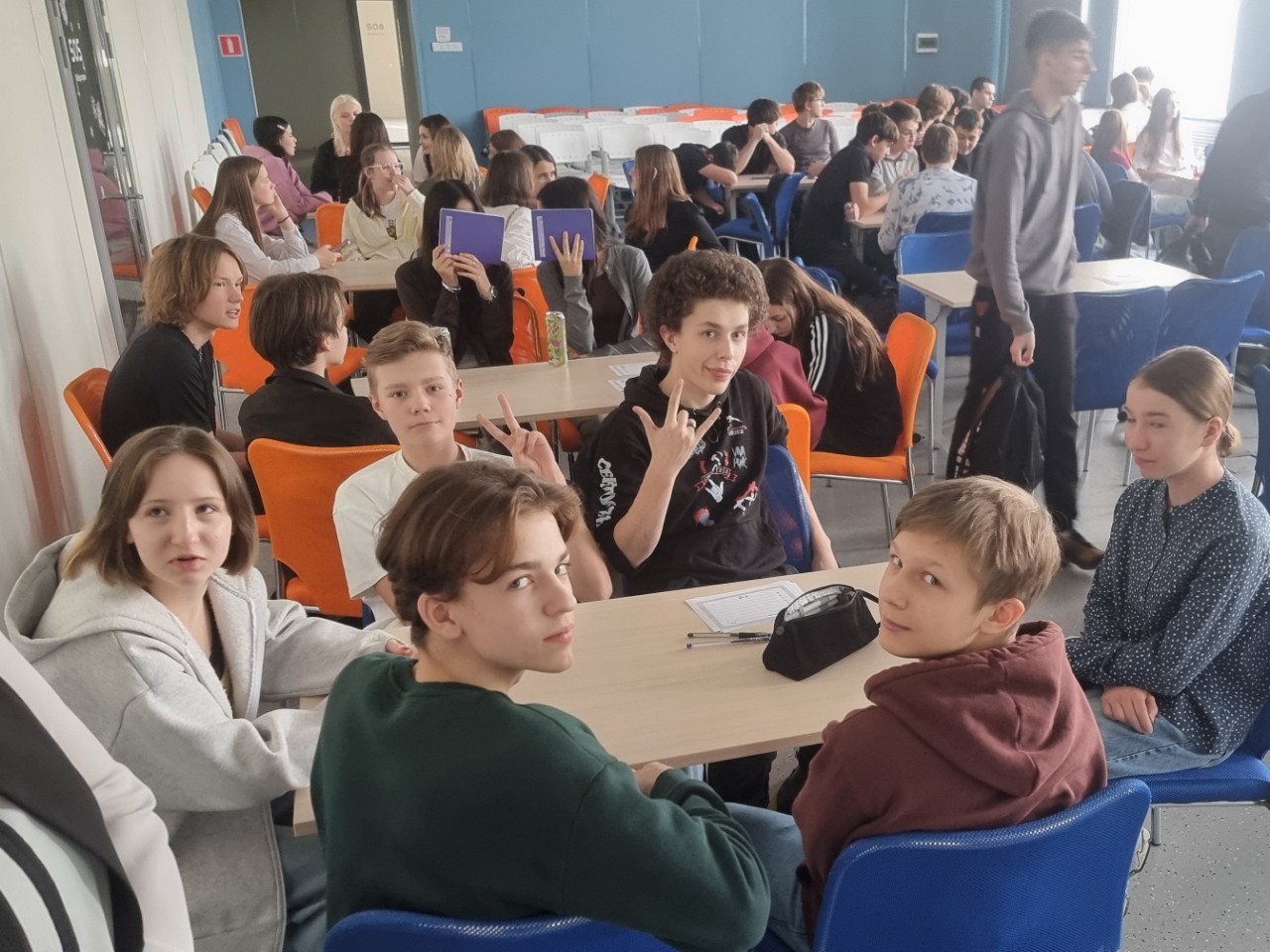 sng22a in LOOKY. . Квиз начинается. Реб...