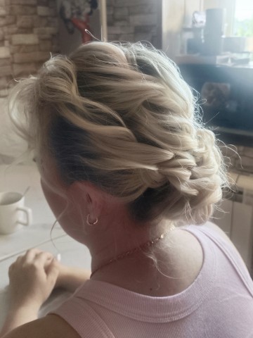 Свадебный_Стилист в LOOKY. . Низкий текстурный пу...