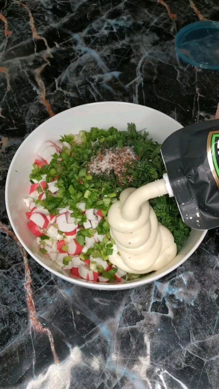 1008_tasty_food в LOOKY. . Салат с крабовыми па...
