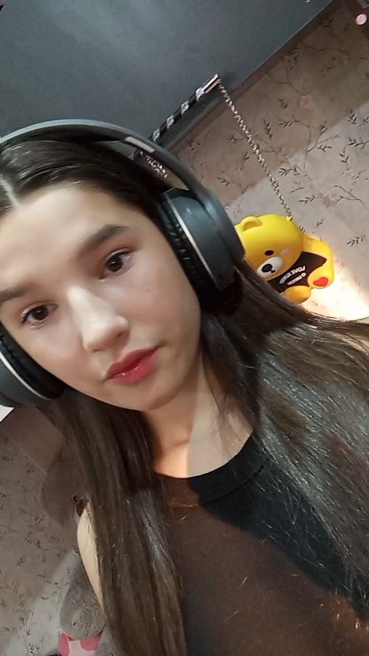 Дианчик в LOOKY — Сияют)