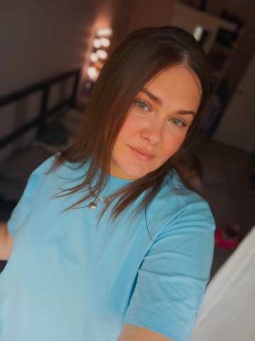 Юля в мире книг в LOOKY. . Что сейчас читаете?