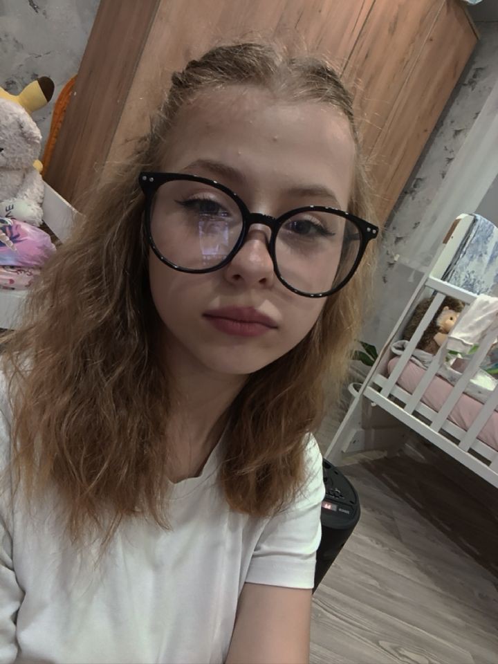 Софа в LOOKY — ❤️❤️