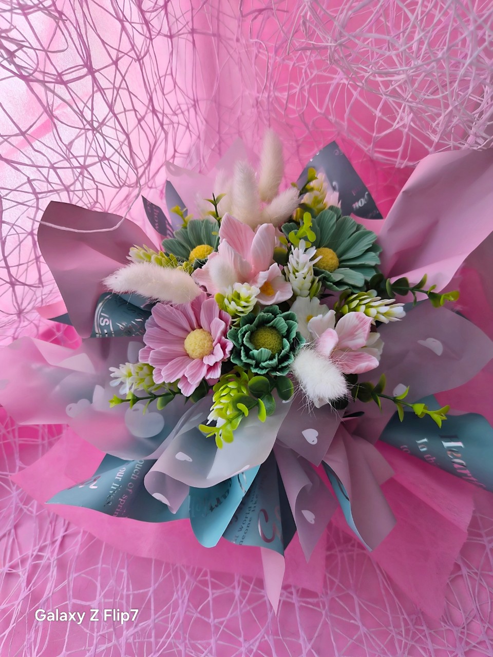 Встречайте "Нежность"! 🌸 Мыльный букет, который не завянет, а подарит вам море приятных моментов и вдохновения. Ароматный, красивый, воодушевляющий – он создан, чтобы вы улыбались! ✨