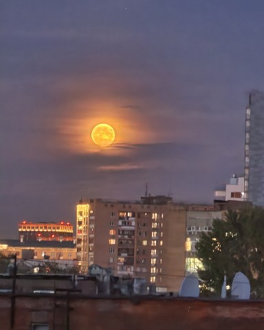 Astorion в LOOKY. #Луна,#природа,#погода. #Луна над Москвой 🌕...