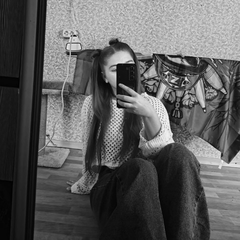 Looky_1699705034715 в LOOKY. . 🖤🩶
