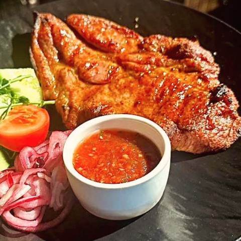 Музей мундира в LOOKY. #калининградскаяобласть,#рестораны,#акции. 🥩Стейк из свинины 2...