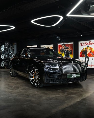 Prive Car Club в LOOKY. . Rolls-Royce Призрак
...