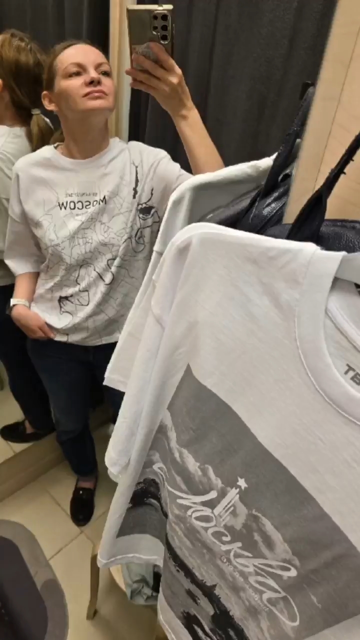 tanichkame в LOOKY. . Никому не скажу како...