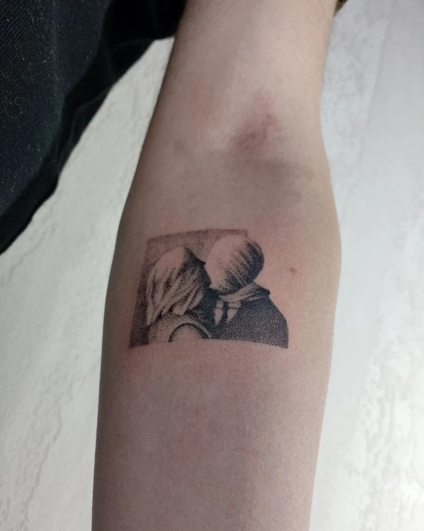 Картина Моне. Влюбленные. 
[#dotwork](dotwork) #mischamao [#татусаратов](татусаратов) [#татуэнгельс](татуэнгельс) #татумастер [#kraskatattooink](kraskatattooink) 