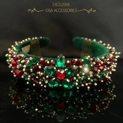 osa_vl в LOOKY. #osa,#handmade,#tiara,#украшенияручнойработы,#ободокручнойработы. Брусничная симфония❤...