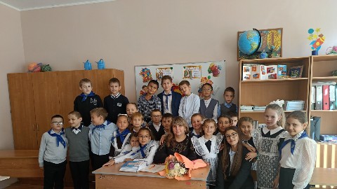ryzhulya_besstyzhaya в LOOKY. . Поздравили с Днем уч...