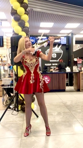 evgeniya_violin в LOOKY. #скрипка,#скрипачка,#электроскрипка,#курск,#белгород,#орел,#скрипкаКурск,#ЕвгенияМальцева,#музыкант,#живаямузыка. Открыли еще одного «...