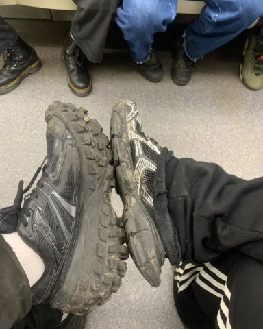 Bedolaga в LOOKY. #баленсиагадефендер. Они встречаются?
Bal...