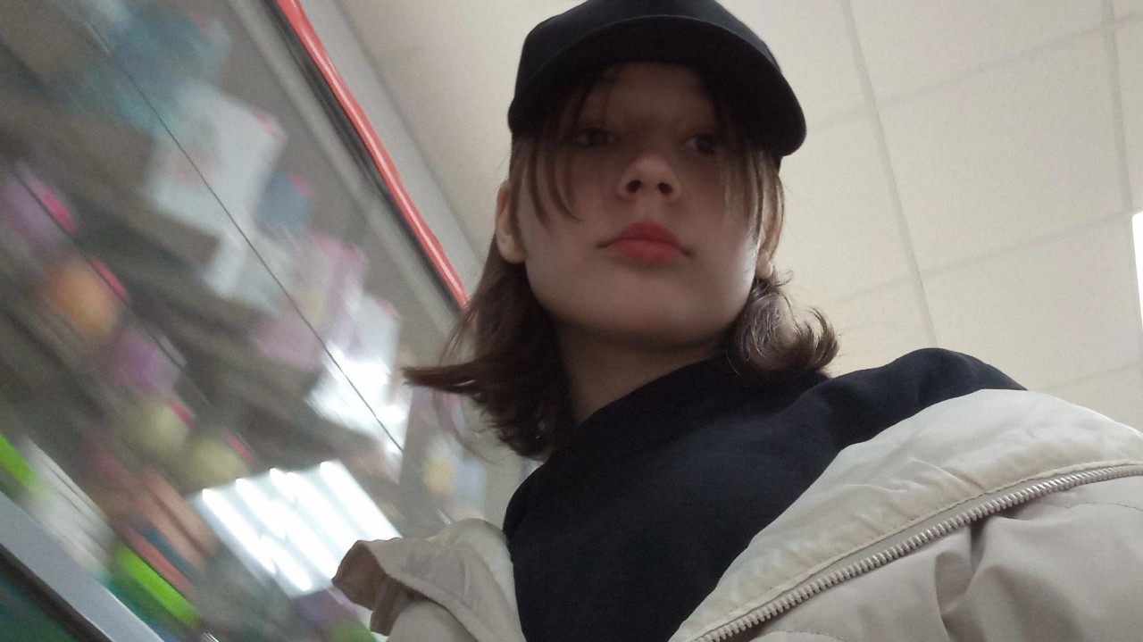 Victoria Efimenko in LOOKY. . 