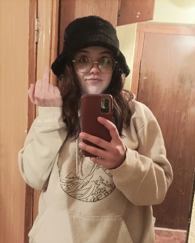 Looky_1682802943521 в LOOKY. . А вообще я вежливая)...