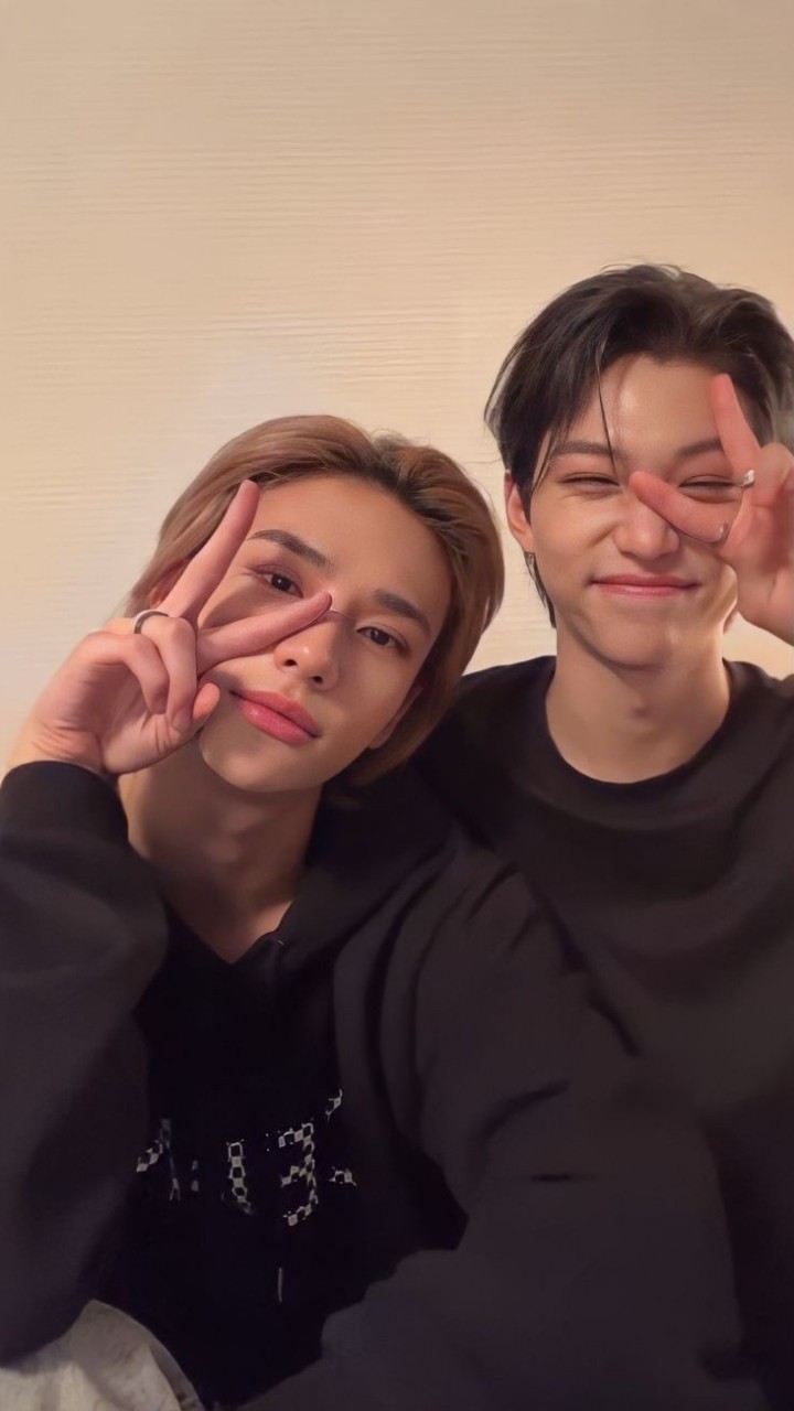 Lee_Felix in LOOKY. #henlix,#henjin. [#straykids](strayki...