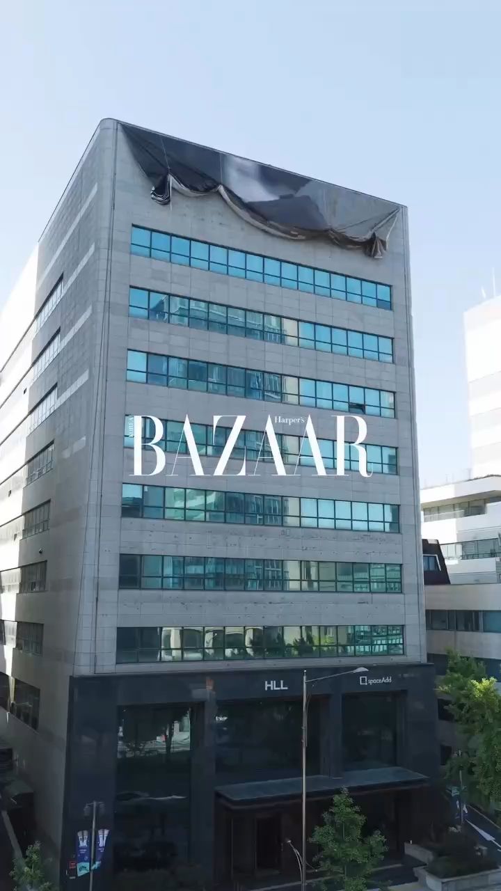 BTS 7 NEWS in LOOKY. #bts
@bts_purple_ocean_news. Harper's Bazaar Kore...