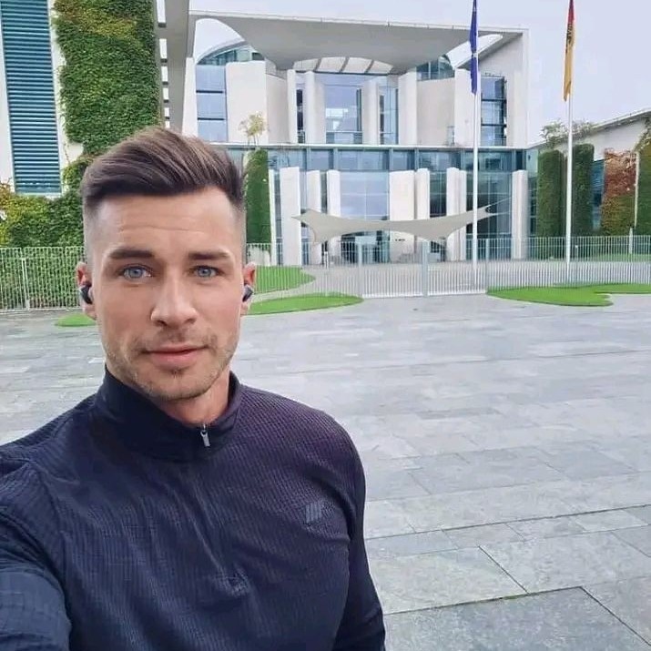 Elon Reeve MMusk в LOOKY — публикация