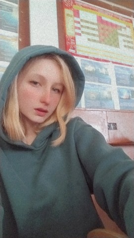 v-i-k-a в LOOKY. . 