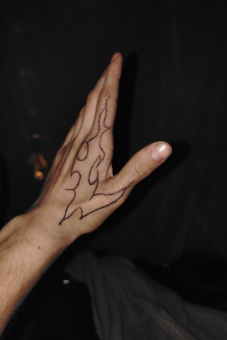 Looky_175451376934691 в LOOKY. #партак. Бил сам себе не удоб...