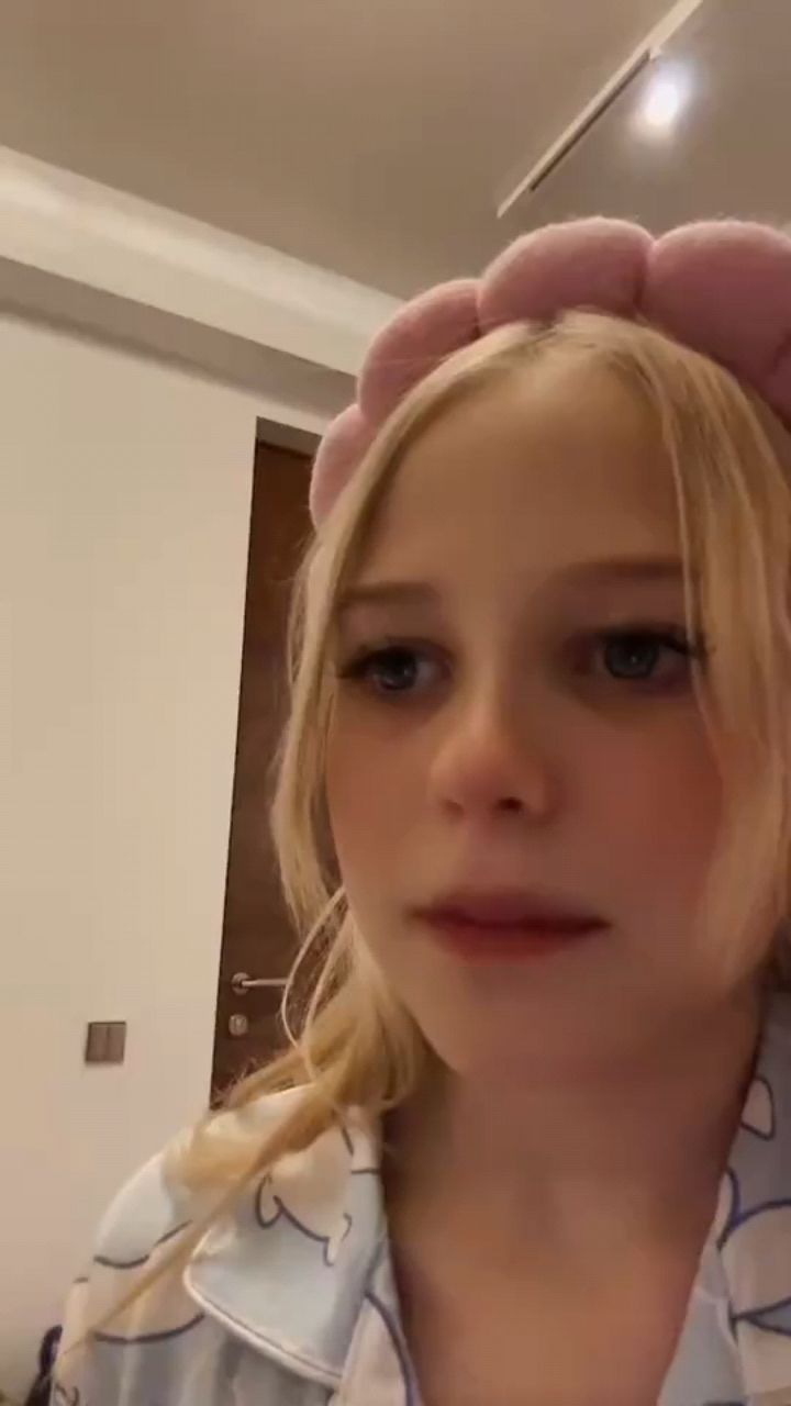 Looky_173058820604559 в LOOKY. . Хахахаххахах я вспом...
