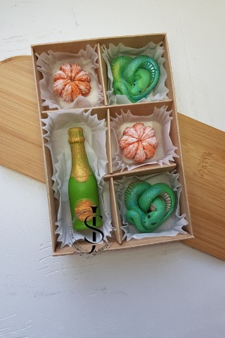 Шоколад ручной работы Зеленоград в LOOKY. #js_chocolate,#конфетыручнойработывзеленограде,#шоколадназаказ,#подаркисовкусом,#зеленоград,#андреевка,#голубое,#всевшоколаде,#looky_топ,#шокобукет,#шоколадручнойработы,#презент,#домашняявыпечка,#шоколадныефигурки,#шоколадныефигуркиназаказ,#шоколадныенаборызеленоград,#шокобукет,#цветыизшоколада,#шоколадныйбукет,#цветы,#подаркизеленоград. #js_chocolate
#конфе...