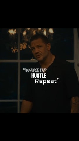 Александра ДСоуза в LOOKY. . TomHardy
[#mobland ]...