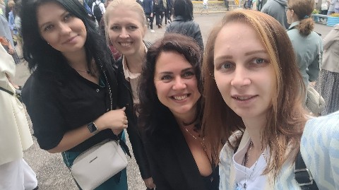Марина в LOOKY. . Мамы отправили дитач...